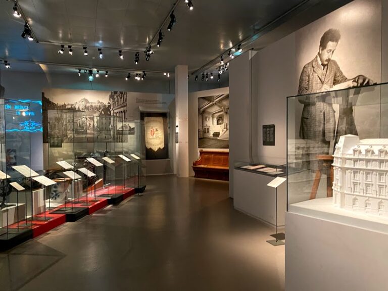 Bernisches Historisches Museum / Einstein Museum(ベルン歴史博物館/アインシュタインミュージアム) 旅時々ワイン Bernisches Historisches Museum / Einstein Museum(ベルン歴史博物館/アインシュタインミュージアム) 旅時々ワイン