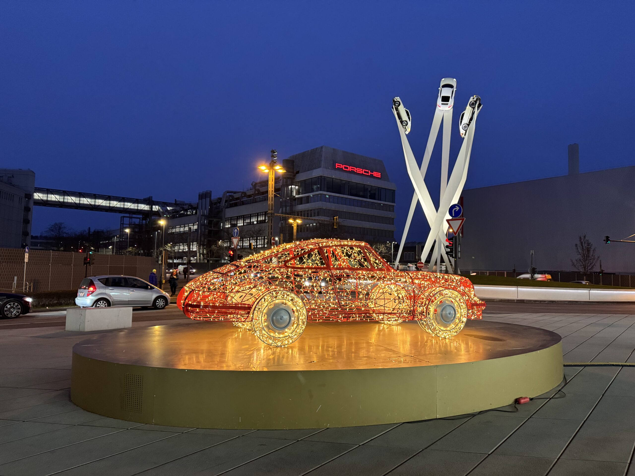 🇩🇪かっこよすぎ！「Porsche Museum（ポルシェミュージアム）」の周り